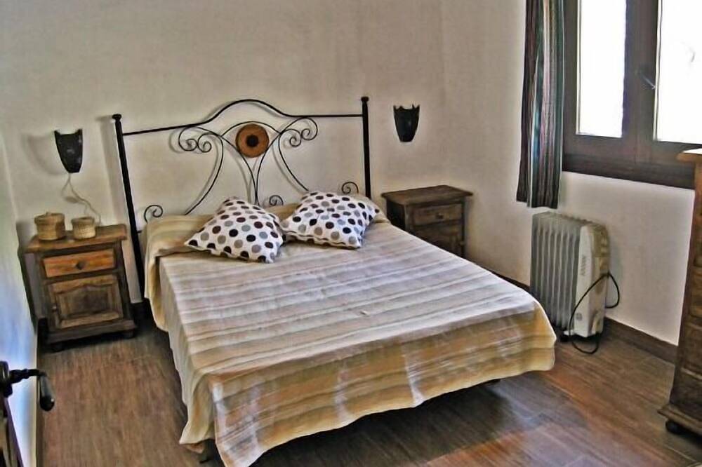Self catering La Encina for 8 people in Lanjarón, Granada Province