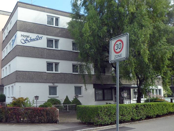 Hotel, mit Balkon/Terrasse und Terrasse in Bad Säckingen - 3