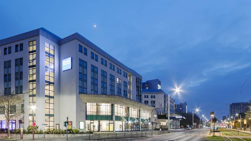 Ferienwohnung für 2 Personen, mit Terrasse und Whirlpool sowie Sauna in Altstadt (Dresden)