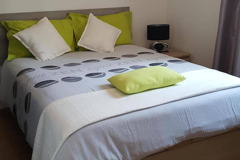 Appartement entier, Beautiful T3, sea view terrace, near beach in Sausset-les-Pins, Région d'Istres