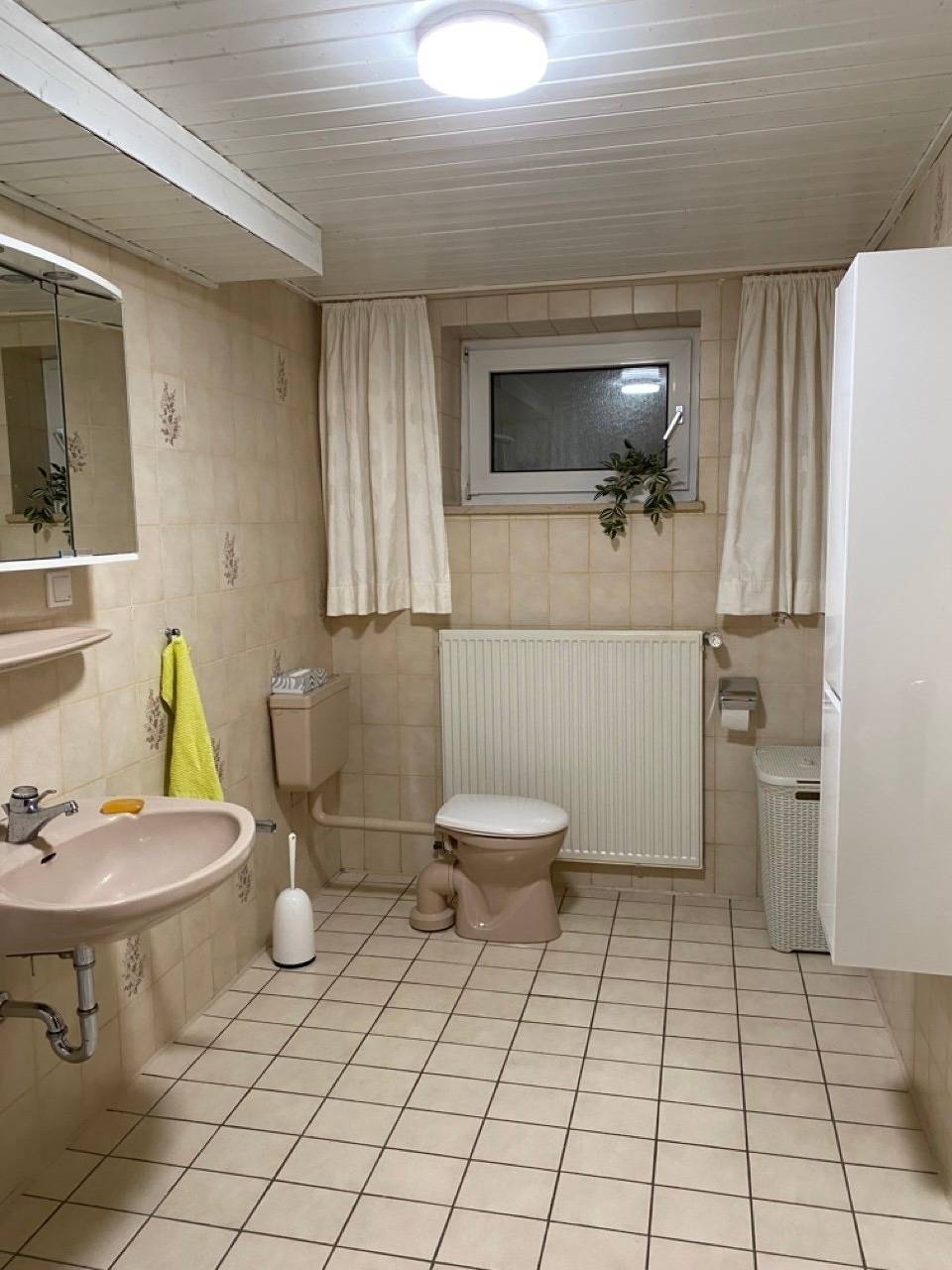 Gästezimmer Fuldabrück - S in Fuldabrück, Hessisches Bergland