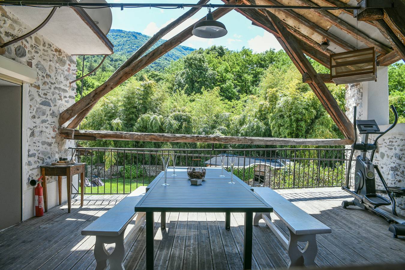 Casa de vacaciones 'Le Moulin De Bayard' con vistas a la montaña, terraza privada y Wi-Fi in Pontcharra, Isère