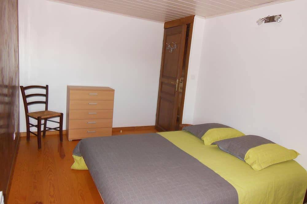 Casa Nueva gran precio en el corazón de idoneidad caza y el excursionismo Pesca in Najac, Macizo Central