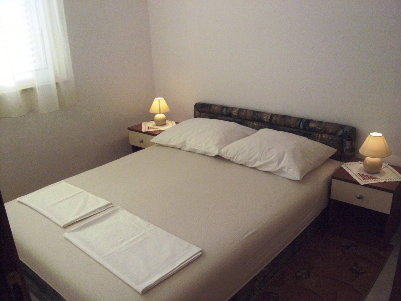 Ganze Ferienwohnung, Appartment in der dritten Etage in Seget Vranjica, Split-Dalmatien