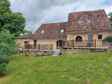 Gîte pour 6 personnes, avec vue et jardin à Lanquais
