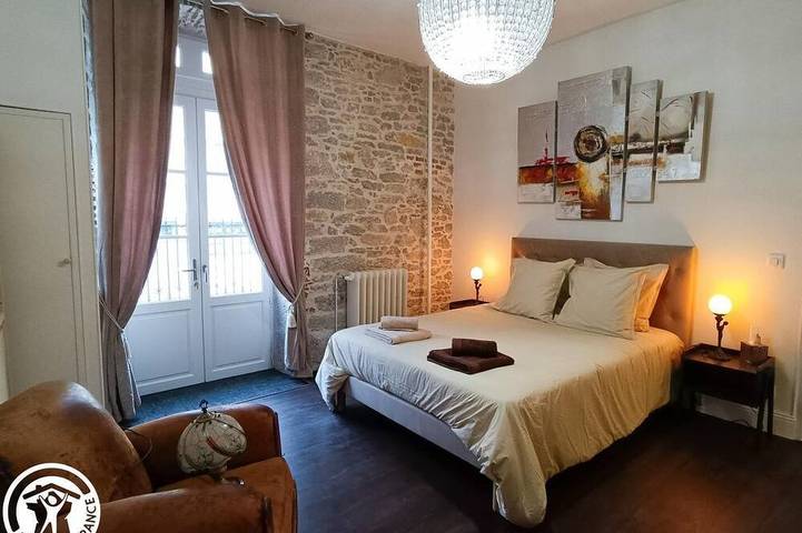 Location de vacances pour 8 personnes, avec jardin à Laroque-des-Arcs - 2