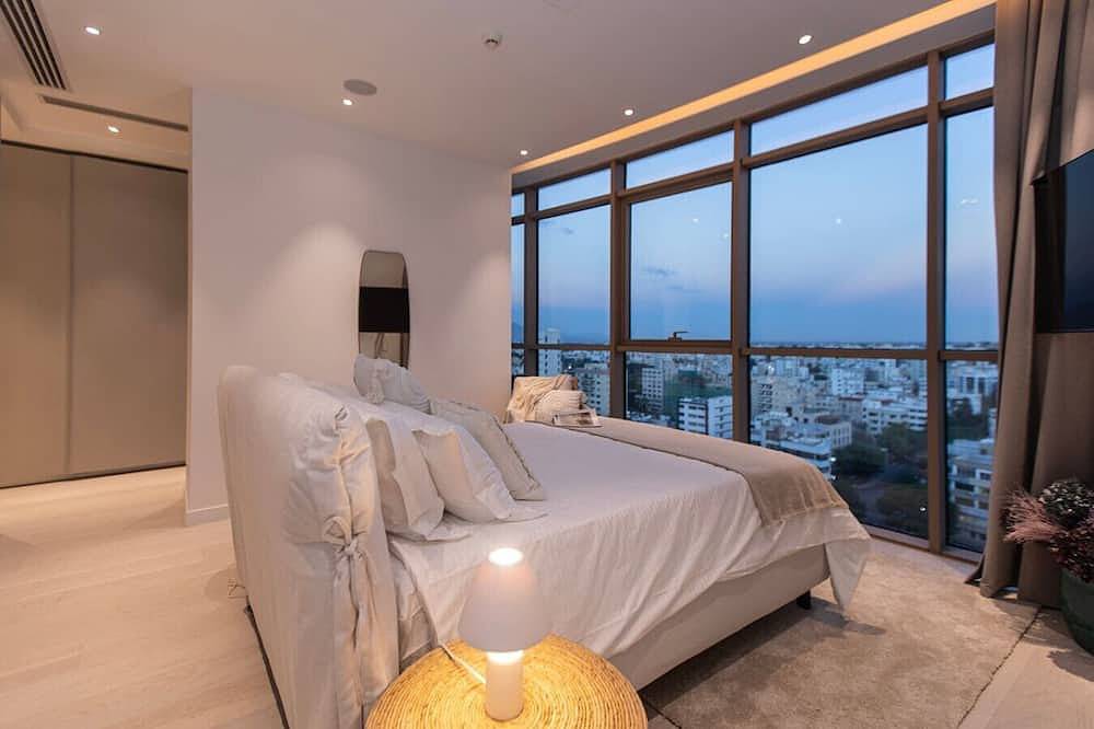 Entire apartment, A spectacular suite apartment on a new high rise in Nicosia, South Cyprus