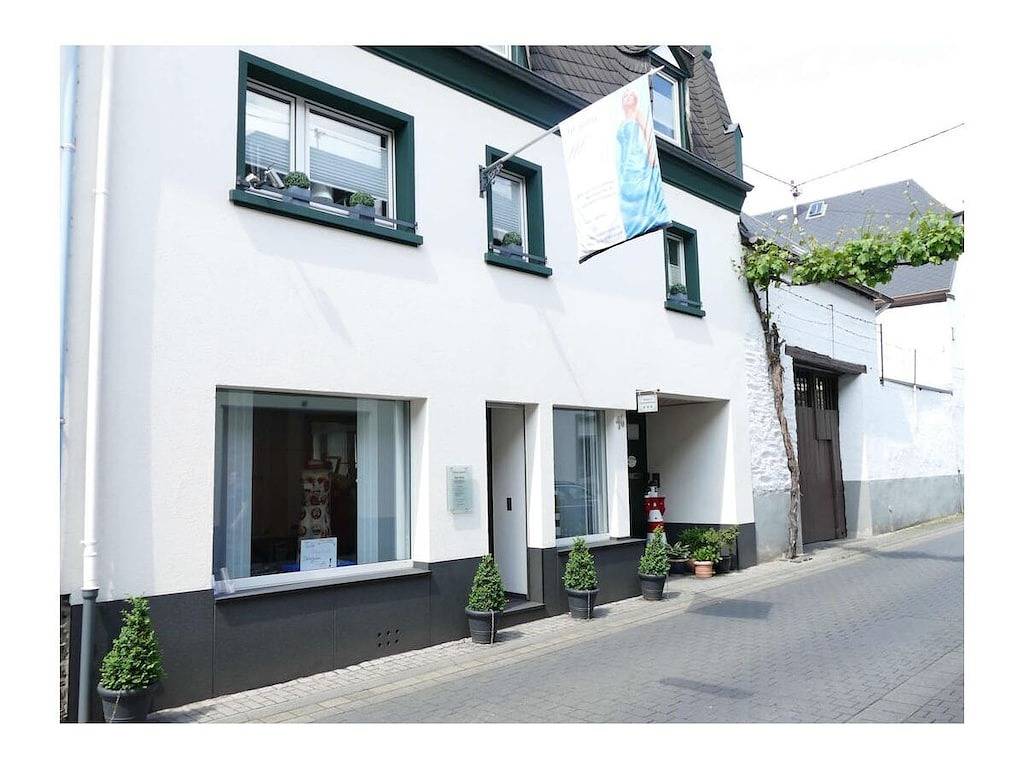 4 Sterne Ferienwohnungen Weber in Winningen, Osteifel