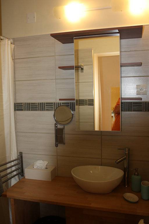 Chambre d’hôte pour 2 personnes, avec jardin ainsi que sauna et piscine dans la Drôme - 4