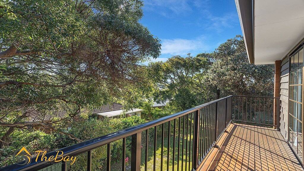 Amaroo Cres No 20 Fingal Bay Holiday Home in Fingal Bay, Hunter Valley