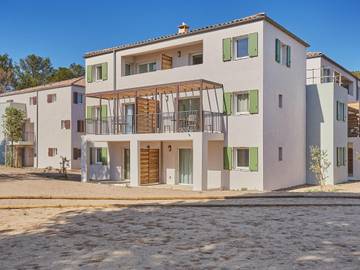 Gîte pour 2 personnes, avec bassin pour enfant dans La Bergerie