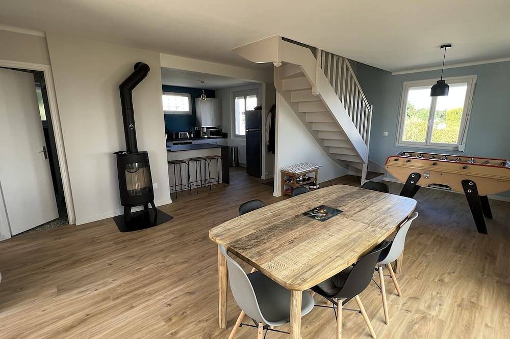 Vacation home, 400m from the sea in a quiet, well-located area in Saint-Quay-Portrieux, Côte de Goëlo