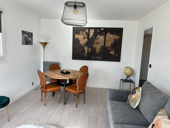Gîte pour 5 personnes, avec balcon à Déols - 4