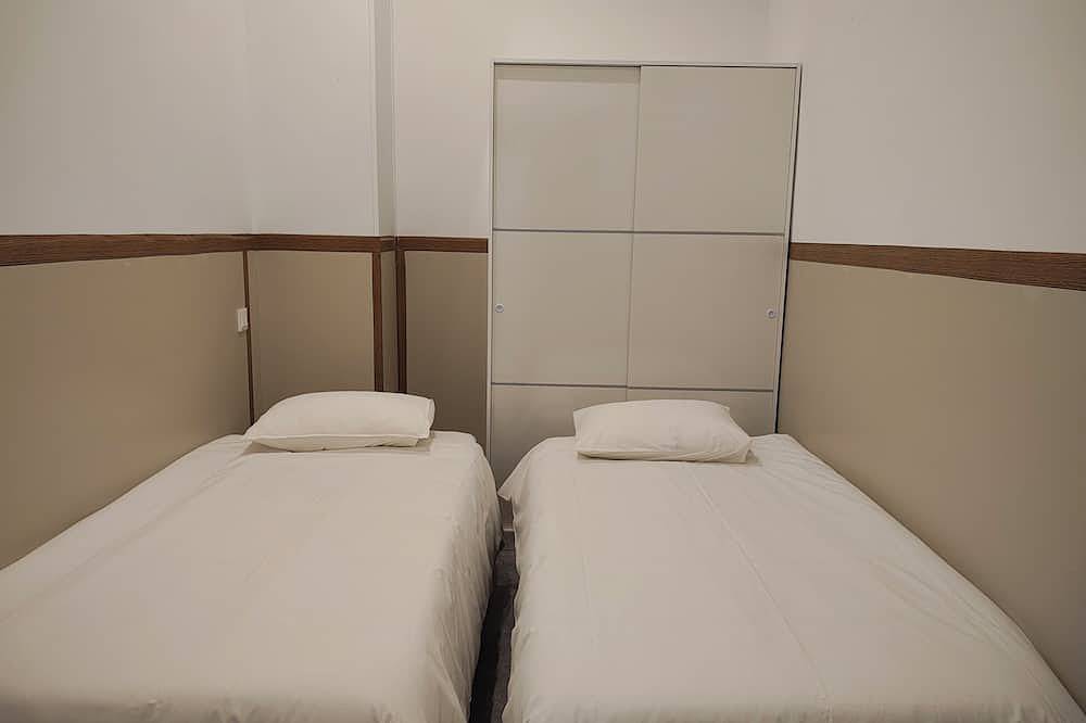 Entire apartment, Cervantin Apartment in Alcalá de Henares, Madrid Province