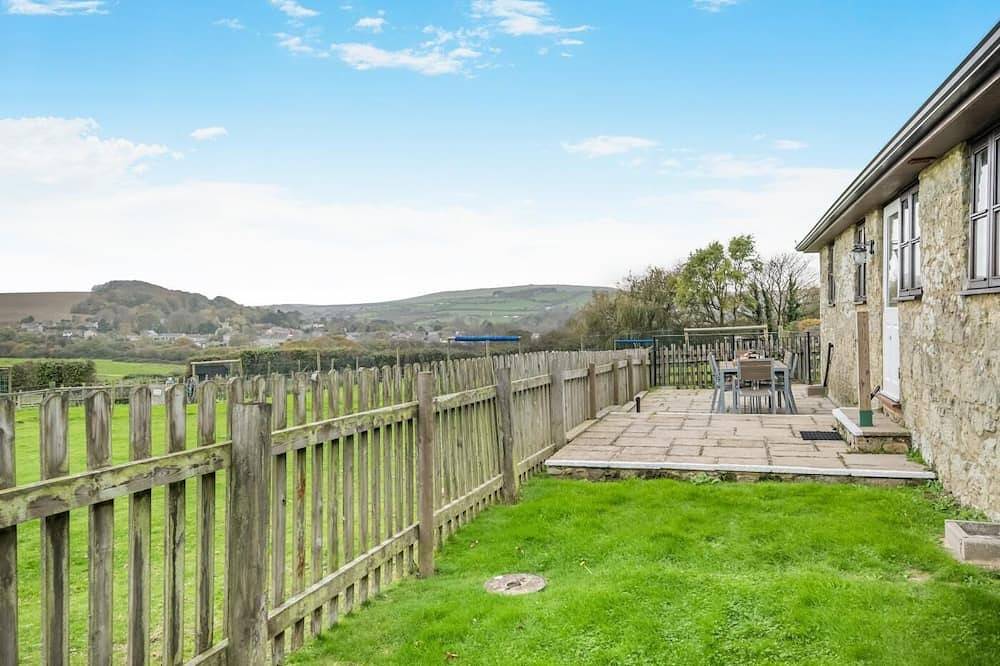 3 Bed in Whitwell (oc-h33498) in Niton and Whitwell, Isle of Wight
