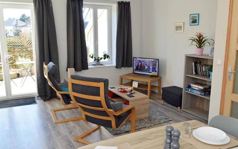 Chambre d’hôte pour 5 personnes, avec vue, animaux acceptés à Sussac