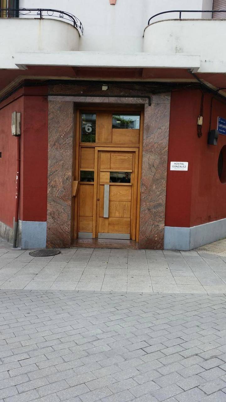 Hostal González in Oviedo, Cordillera Cantábrica