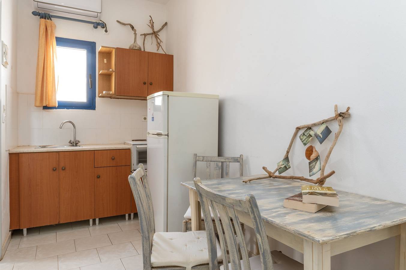 Vakantiehuis '7 Perasma Kypri Beach' met prive terras, Wi-Fi en airconditioning in Andros