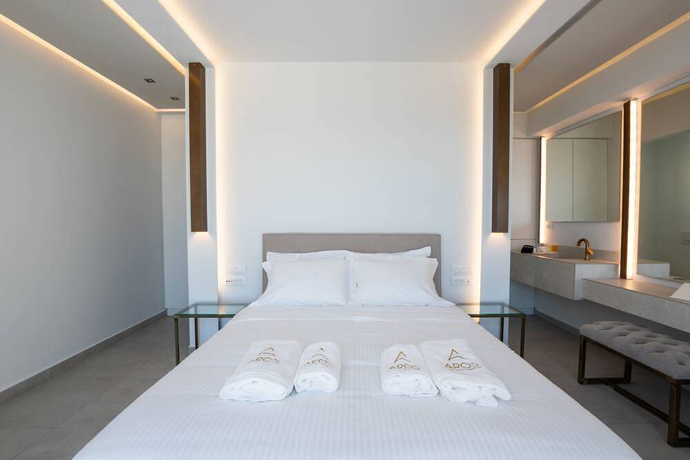 Aros luxury villas 4 in Karpathos