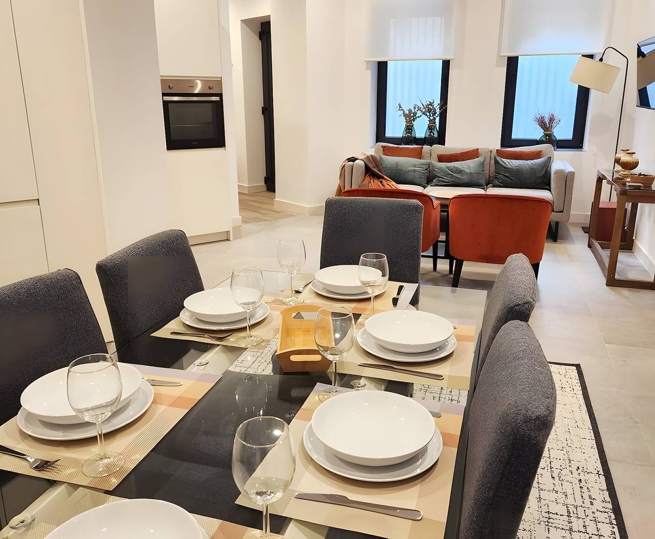 Casa Deco – Großzügiges, ruhiges Apartment nahe Zentrum von Sevilla in Los Remedios, Sevilla