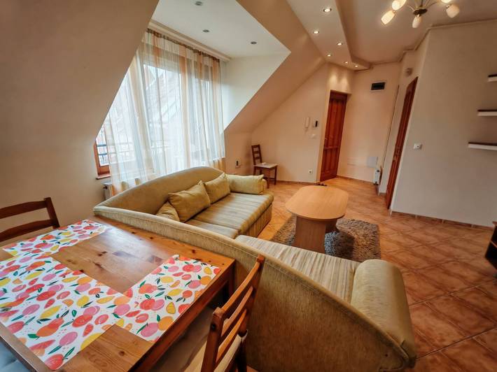 Ganze Wohnung, Kazinczy 2-Zimmer-Wohnung mit Balkon in Ketschkemet, Kecskeméti járás