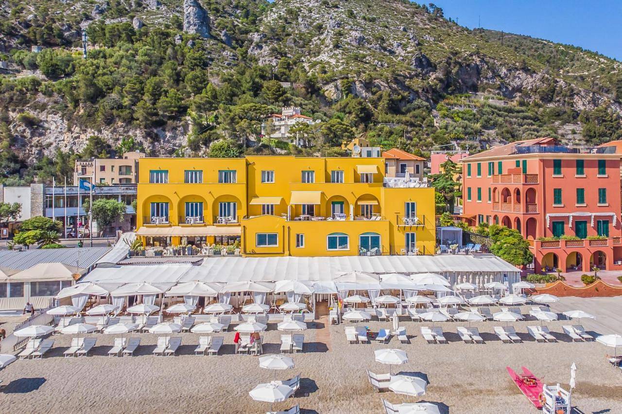 Hotel Albatros Varigotti in Selva (Savone), Commune de Finale Ligure