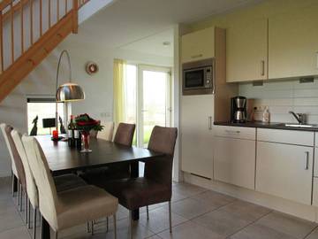 Ferienhaus für 8 Personen in Ijsselmeer, Friesland, Bild 2