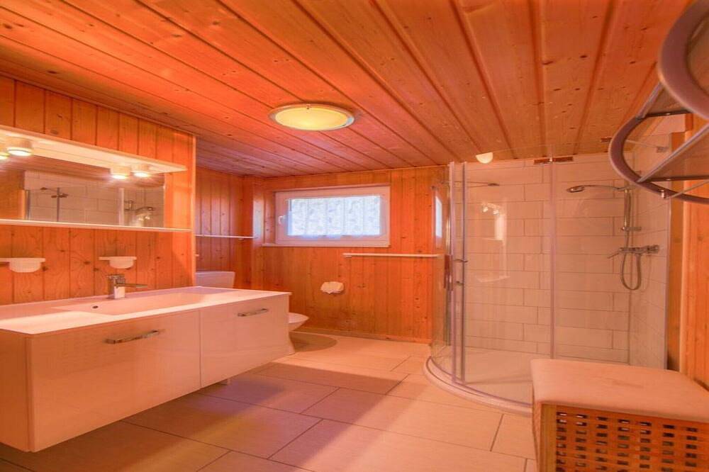 Urlaub am Wasser - Doppelbungalow mit Terrasse im Ferienpark Mirow in Mirow, Mecklenburg-Strelitz