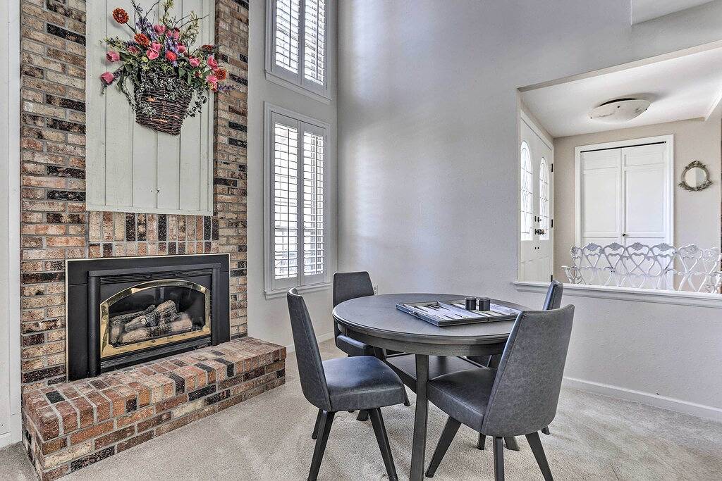 Near Shops & Eats! Centennial Home w/ Sunroom in Centennial, Arapahoe County