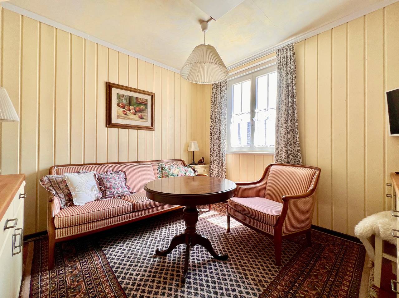 Entire apartment, Kanne Honeymoon Apartment – Historic & Central for Romantic Getaways in Epfendorf, Central Black Forest