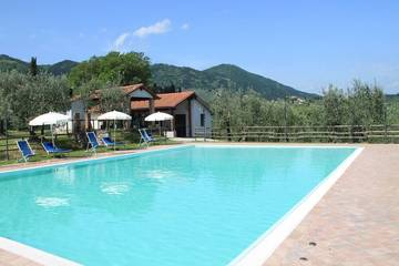 Agriturismo für 5 Personen, mit Garten und Whirlpool sowie Pool in der Toskana