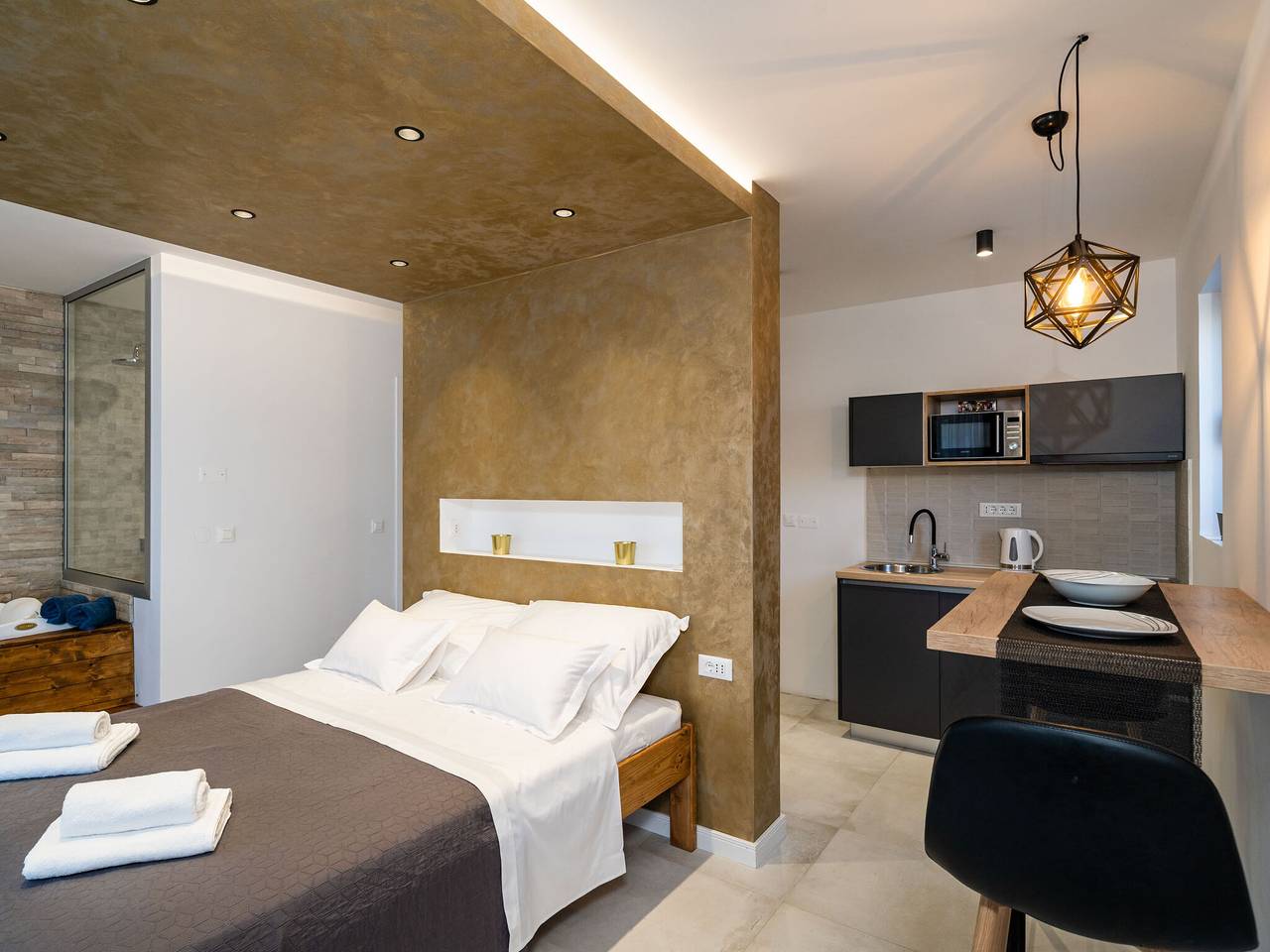 Ganze Wohnung, Apartments Villa Arcadia - Studio Apartment with Hot Tub in Mokosica, Dubrovnik-Neretva