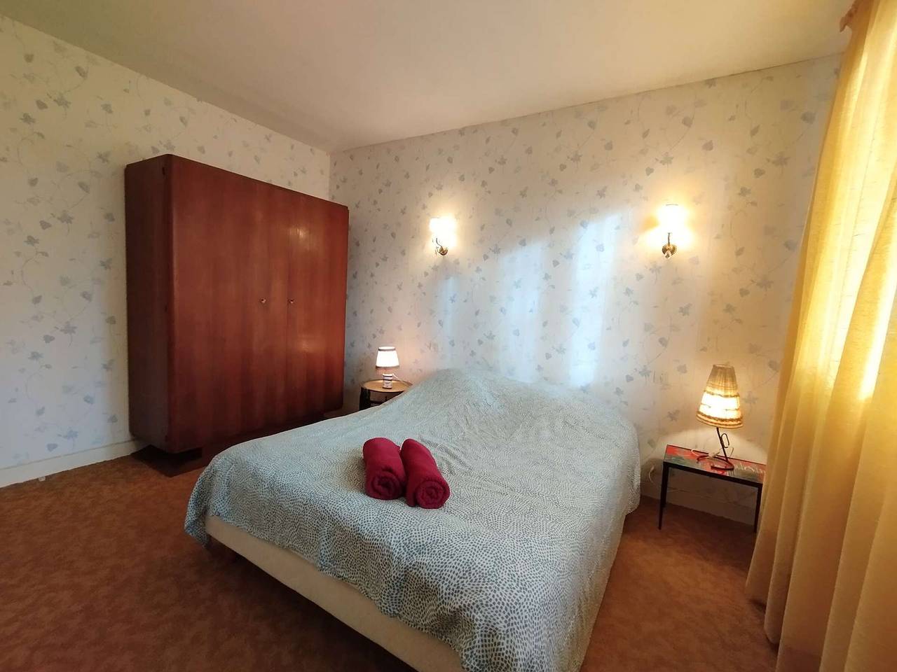 Family home near Rocamadour with garden and wifi in Alvignac, Causses du Quercy Regional Nature Park