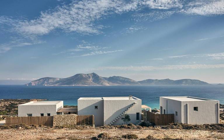 Location de vacances pour 14 personnes, avec Balcon et Jacuzzi ainsi que Terrasse et Piscine dans Koufonisia - 3
