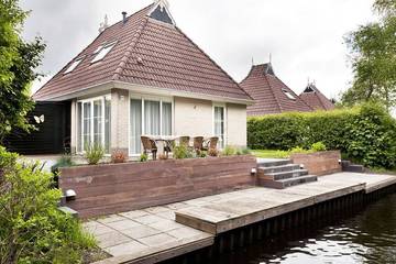 Ferienpark für 8 Personen, mit Terrasse und Sauna in Friesland
