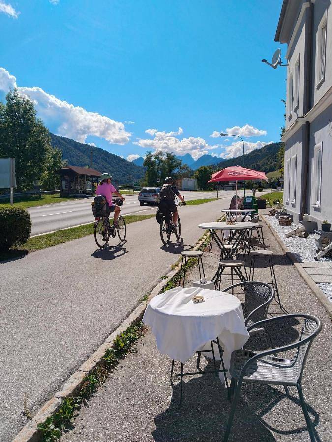 Alojamiento y desayuno para 2 personas, con jardín y vistas - 1
