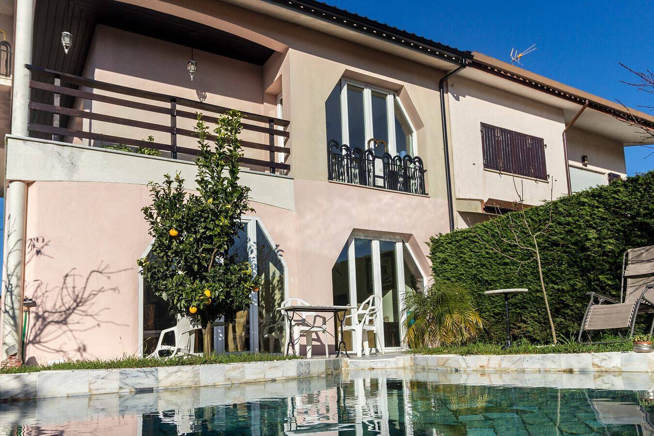 Guest H4U Villa Garden & Pool in Póvoa de Varzim, Beiriz e Argivai, Distrito de Porto
