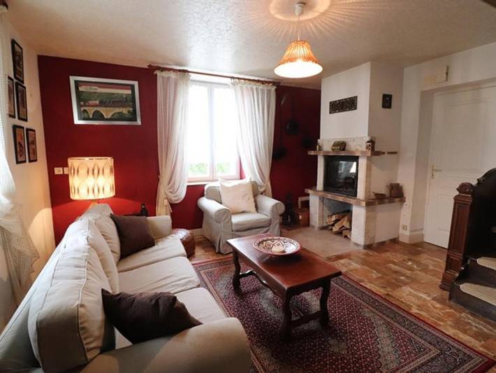 Location de vacances pour 3 personnes, avec jardin à Vebret - 3