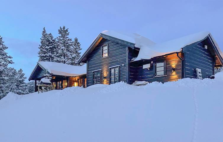 Ferienhaus für 8 Personen mit Terrasse in Lesja