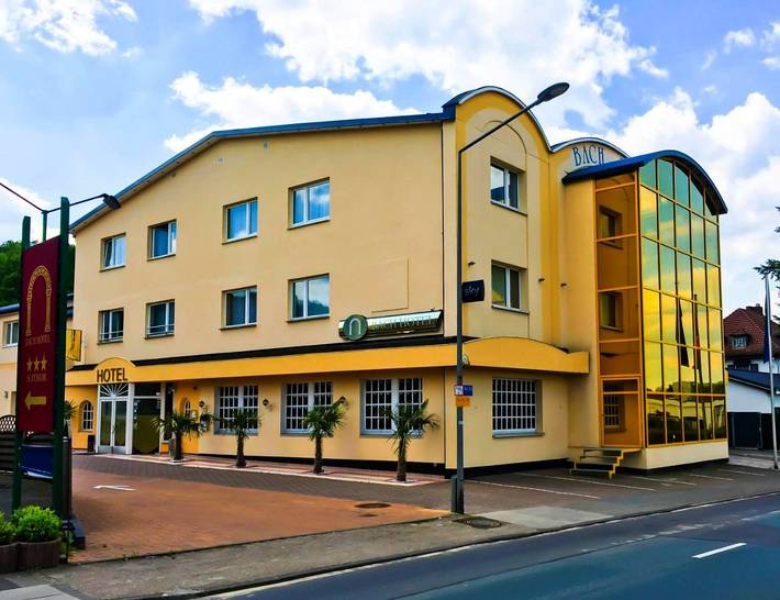 Hotel, mit Ausblick in Porta Westfalica - 2