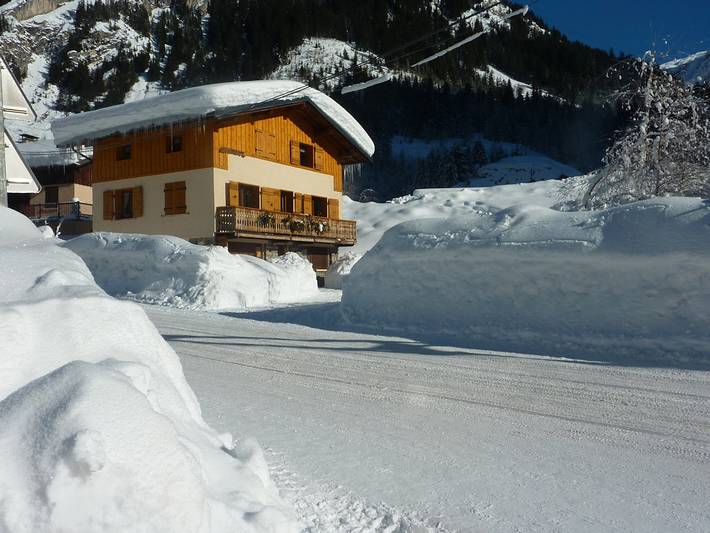 Chalet pour 8 personnes, avec terrasse et jardin, animaux acceptés dans les Alpes francaises - 2