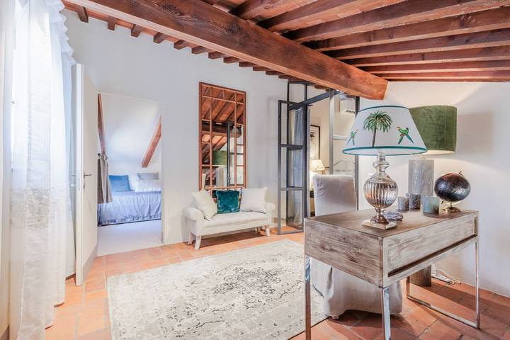 Apartamento entero, Casa Lucky, a Modern Lucca Penthouse in Lucca, Provincia de Lucca