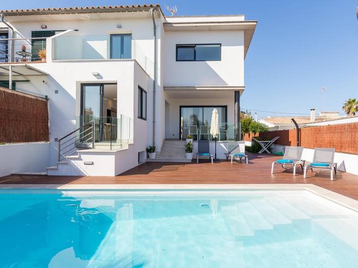 Luxus-Finca für 8 Personen, mit Balkon/Terrasse und Garten sowie Pool in Can Picafort - 2