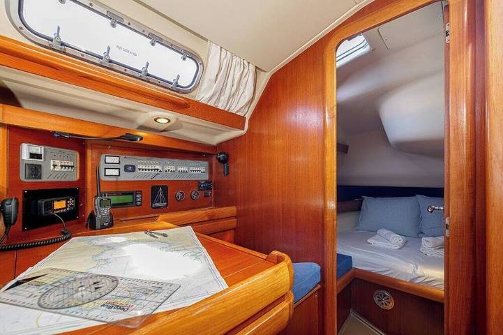 Sun-Kissed Sailing Adventure in Galicia, Baiona in Praia da Cuncheira (Baiona), Baiona