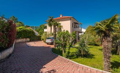 Ferienwohnung für 2 Personen, mit Terrasse in Njivice