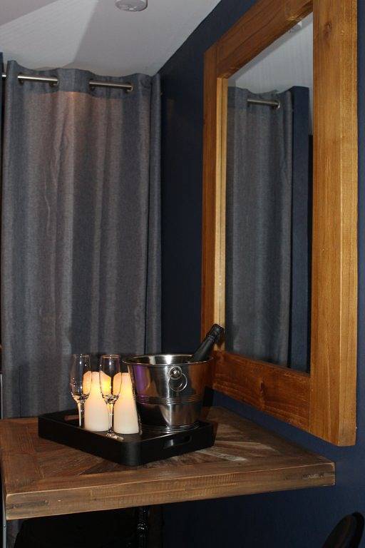 Gîte pour 2 personnes, avec sauna et jardin ainsi que terrasse et jacuzzi dans Fontenay-le-Comte - 3