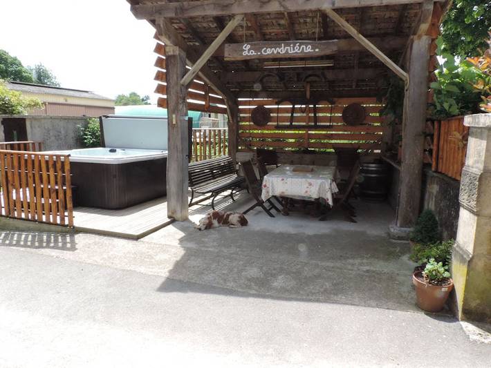 Chambre d’hôte pour 2 personnes, avec jacuzzi dans l' Isère - 3