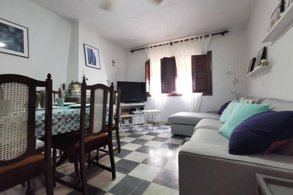 Fantástica casa en el centro del pueblo. Ideal familias. in Bédar, Provincia de Almería