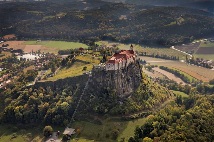 Ganze Ferienwohnung, Doppelzimmer in Südoststeiermark, Riegersburg