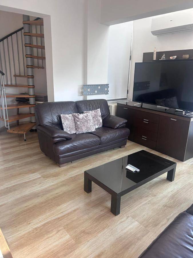 Ferienwohnung für 4 Personen, mit Ausblick und Terrasse sowie Pool, mit Haustier in Larnaka - 2